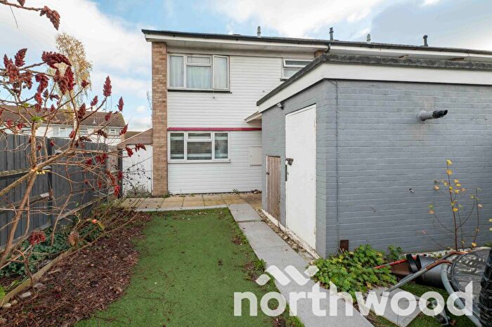 3 Bedroom Terraced House For Sale In Ormonde Avenue, Epsom, KT19