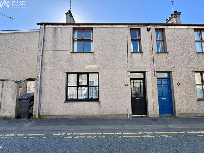 3 Bedroom End Of Terrace House For Sale In London Road, Bodedern, Anglesey, LL65