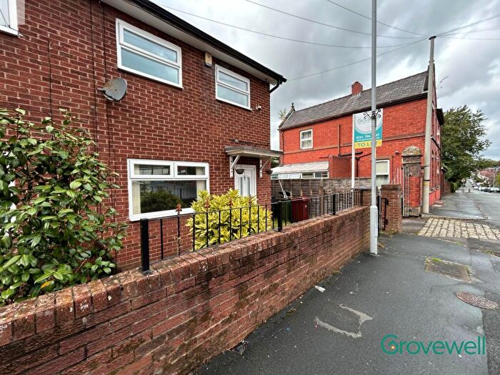 3 Bedroom Semi-Detached House To Rent In Sidney Road, Manchester, M9