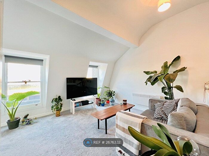 1 Bedroom Maisonette To Rent In Atlantic Road, London, SW9