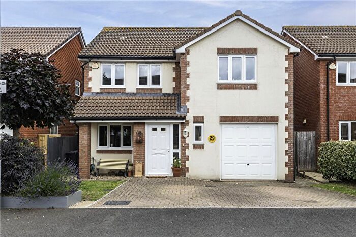 4 Bedroom Detached House For Sale In Harp Chase, Taunton, Somerset, TA1