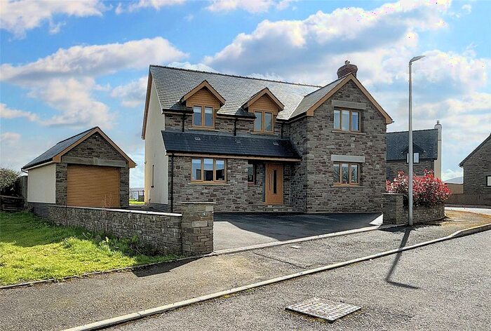 4 Bedroom Detached House For Sale In Maes Maldwyn, Llanddew, Brecon, Powys, LD3