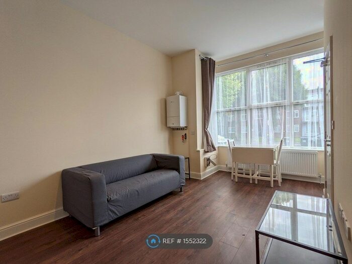 1 Bedroom Flat To Rent In Middleton Hall Rd, Cotteridge, B30