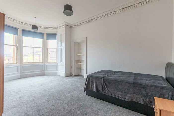 4 Bedroom Flat To Rent In South Oxford Street Newington, EH8