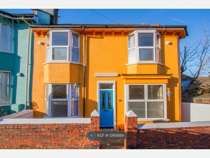 2 Bedroom Terraced House To Rent In Islingword Road, Brighton, BN2