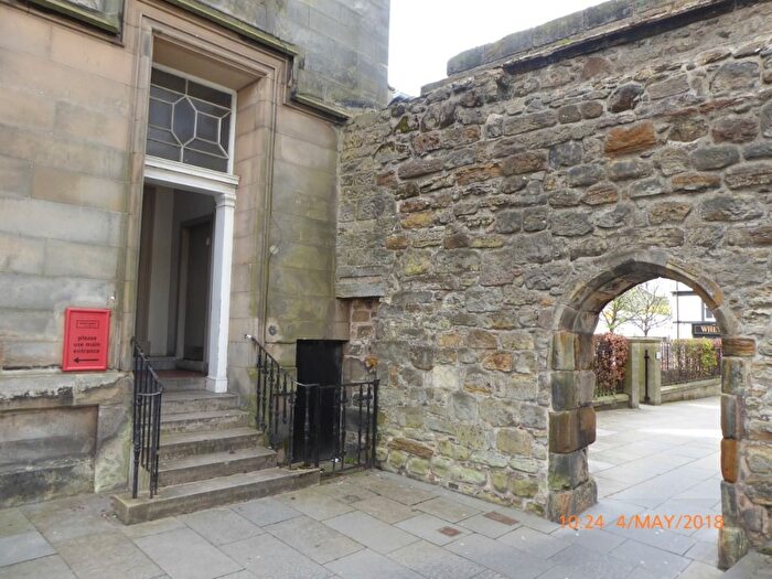 4 Bedroom Flat To Rent In South Street, St Andrews, Fife, KY16