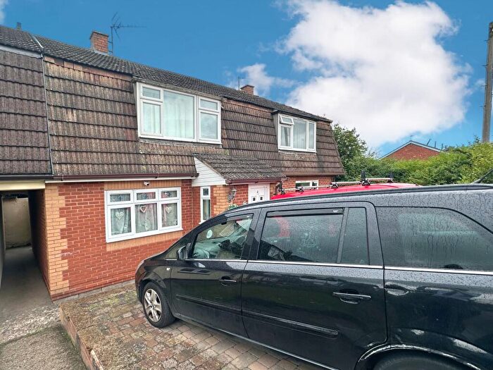 3 Bedroom Terraced House To Rent In Escley Drive, Hereford, HR2