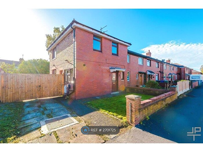 3 Bedroom End Of Terrace House To Rent In Willow Road, Wigan, WN6