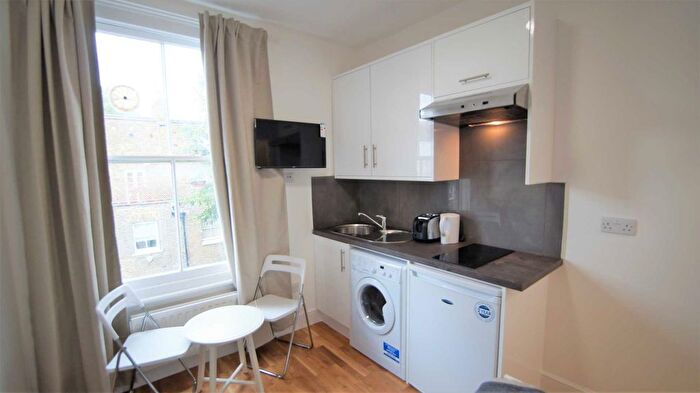 Studio To Rent In Ifield Road, Chelsea, London, SW10