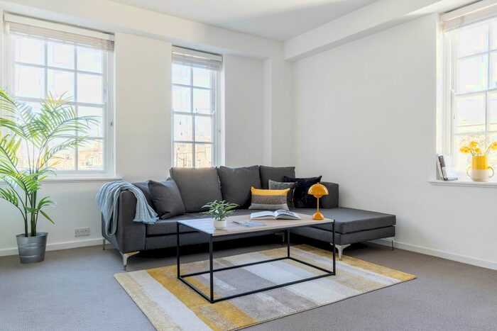 2 Bedroom Flat To Rent In Dolphin Square, London, SW1V