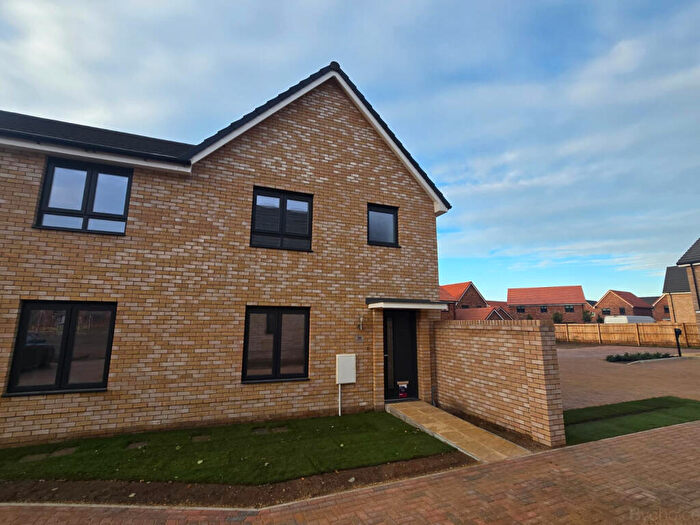 3 Bedroom End Of Terrace House For Sale In Phillips Crescent, Martlesham Heath, Ipswich, Suffolk, IP5