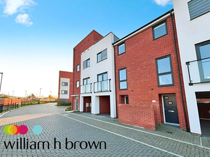 4 Bedroom Town House To Rent In Washington Close, Ipswich, IP2
