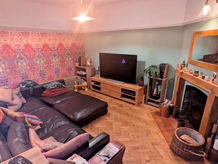 4 Bedroom Detached House For Sale In Bridgend Road, Porthcawl, South Glamorgan, Bridgend (County Of), CF36