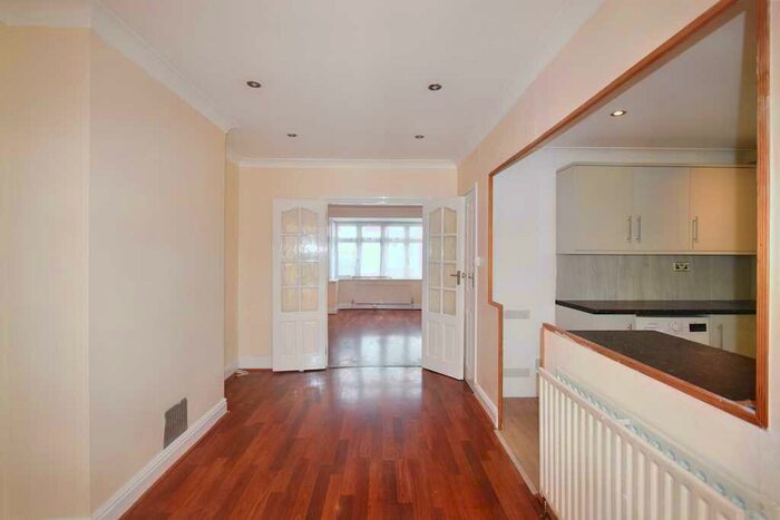 3 Bedroom Terraced House To Rent In Chatsworth Road, Cheam, SM3