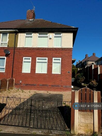3 Bedroom Semi-Detached House To Rent In Barrie Crescent, Sheffield, S5