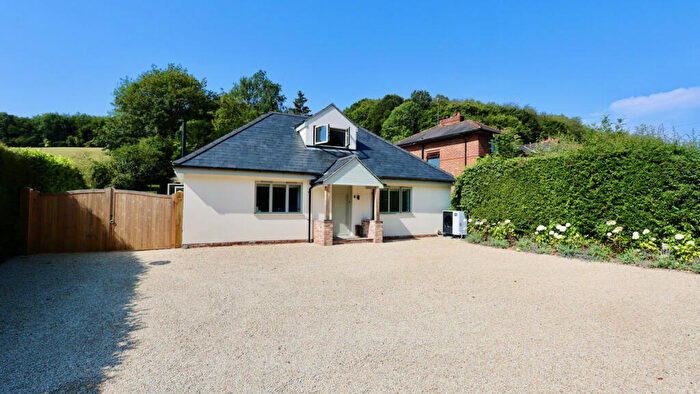 3 Bedroom Detached House For Sale In Speen Road, High Wycombe, HP14