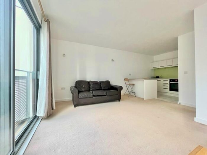 1 Bedroom Flat To Rent In Deals Gateway, London, SE13