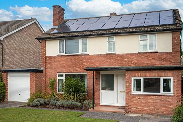 5 Bedroom Detached House For Sale In Thornton Close, Girton, CB3