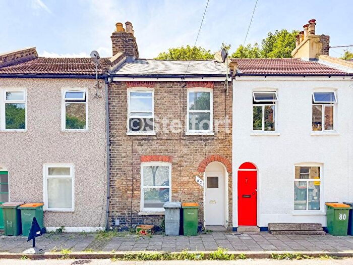 3 Bedroom Terraced House To Rent In Emma Road, London, E13