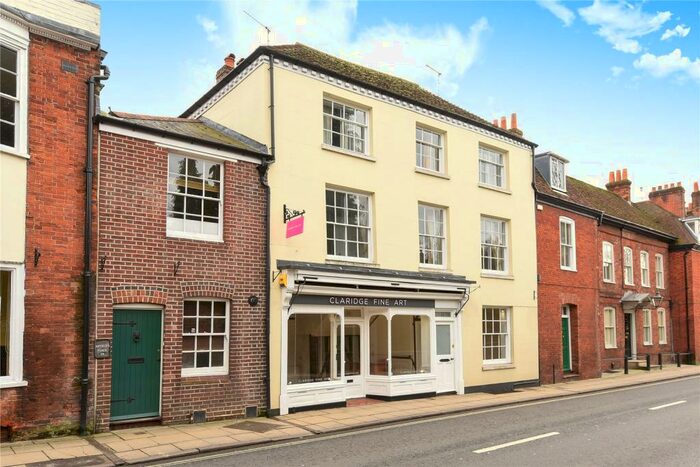 2 Bedroom Duplex To Rent In Southgate Street, Winchester, Hampshire, SO23