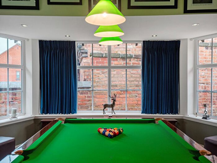 4 Bedroom Detached House For Sale In South Street Atherstone, Warwickshire, CV9