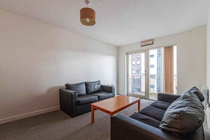 1 Bedroom Flat To Rent In Victoria Wharf, Watkiss Way, Cardiff, CF11