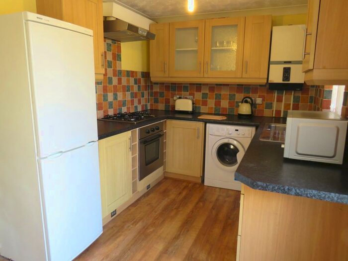 2 Bedroom House To Rent In Chantry Meadow, Exeter, EX2
