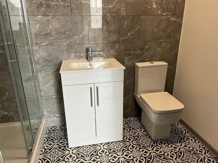 1 Bedroom Flat To Rent In West Street, Swadlincote, DE11