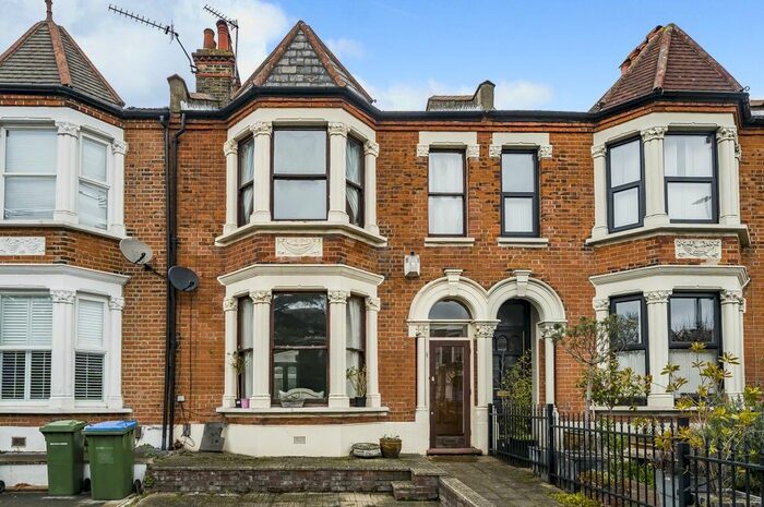 3 Bedroom Terraced House To Rent In Shooters Hill Road, London, SE3
