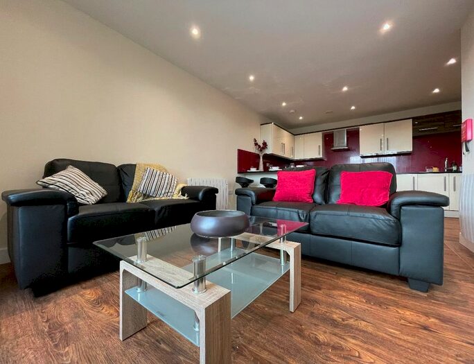 3 Bedroom Flat To Rent In Harrow Street, Sheffield, S11