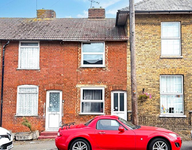 1 Bedroom Terraced House For Sale In London Road, Teynham, Sittingbourne, ME9