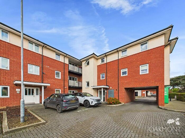 2 Bedroom Apartment For Sale In Lorenzo House, Ilford, IG3