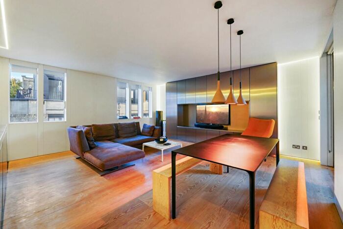 1 Bedroom Flat For Sale In Coronet Street, Shoreditch, London, N1