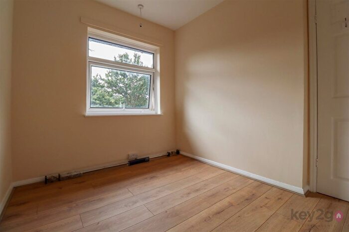 2 Bedroom End Terrace House To Rent In Lamb Road, Sheffield, S5
