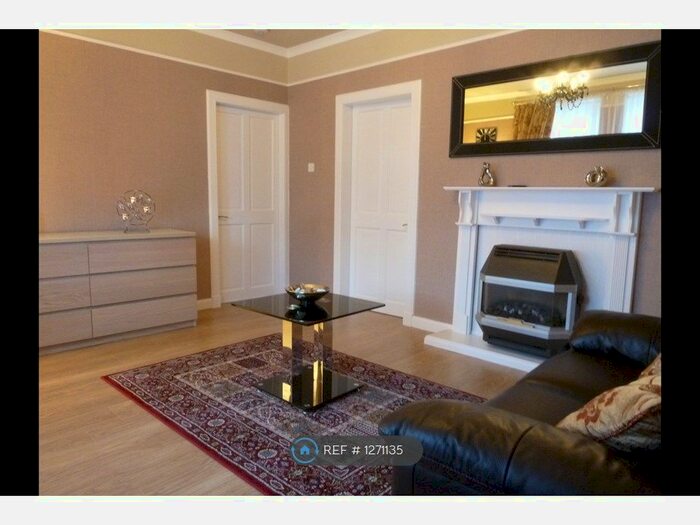 2 Bedroom Flat To Rent In Balgreen Gardens, Edinburgh EH12