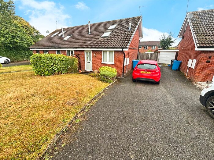1 Bedroom Bungalow To Rent In Grasmere Avenue, Perton, Wolverhampton, Staffordshire, WV6
