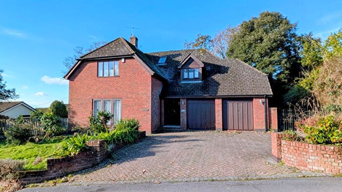 4 Bedroom Property For Sale In Moors Park, Bishopsteignton, TQ14