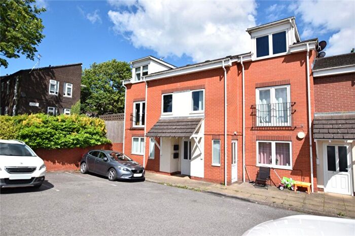 2 Bedroom Apartment For Sale In Pavilion House, York Road, Leeds, West Yorkshire, LS14