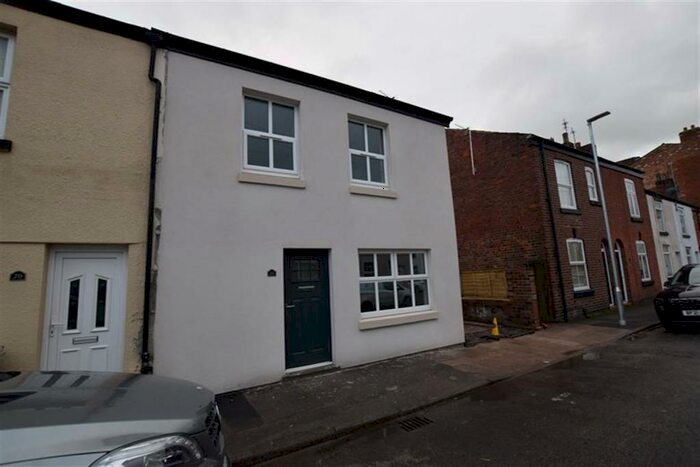 3 Bedroom Terraced House To Rent In Brown Street, Macclesfield, Cheshire, SK11