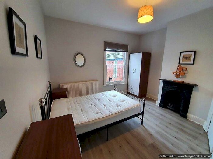 4 Bedroom Terraced House To Rent In Edleston Rd, Crewe, CW2