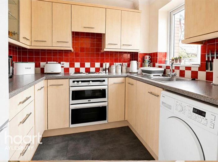 2 Bedroom Semi-Detached House For Sale In Misbourne Close, Aylesbury, HP21