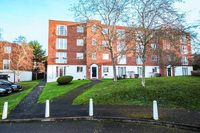 2 Bedroom Flat To Rent In Freshwood Way, Wallington, SM6