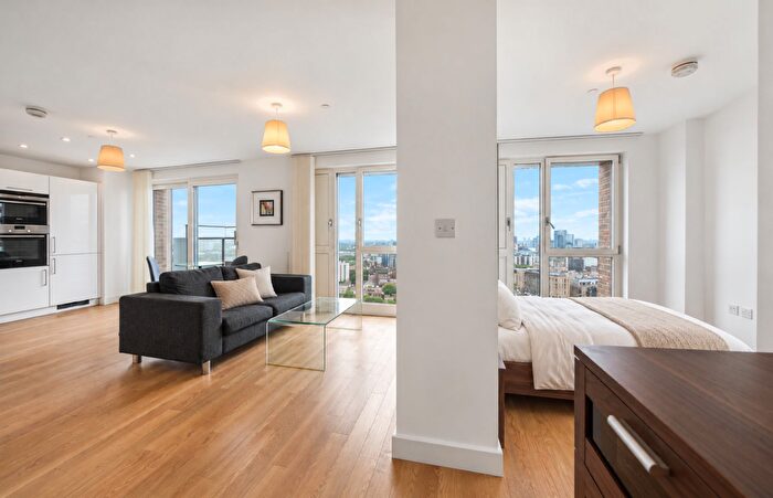 1 Bedroom Apartment For Sale In Marner Point, Jefferson Place, E3