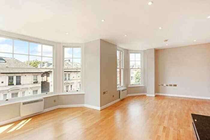 1 Bedroom Flat To Rent In Colony Mansions, SW5