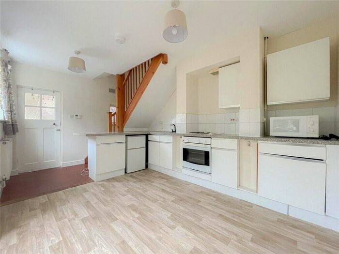 1 Bedroom Apartment To Rent In Castle Street, Cambridge, CB3
