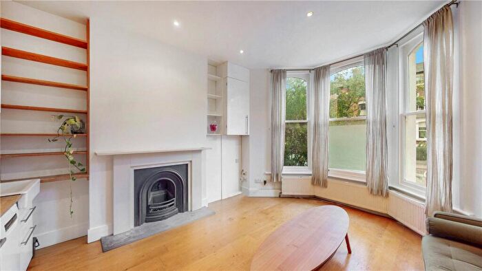 2 Bedroom Apartment To Rent In Tufnell Park Road, London, N7
