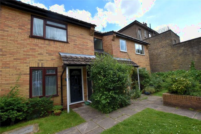 1 Bedroom Flat To Rent In Birchanger Road, London, SE25