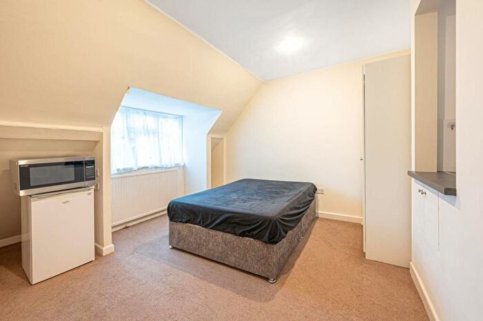 Studio To Rent In Falloden Way, Hampstead Garden Suburb, NW11