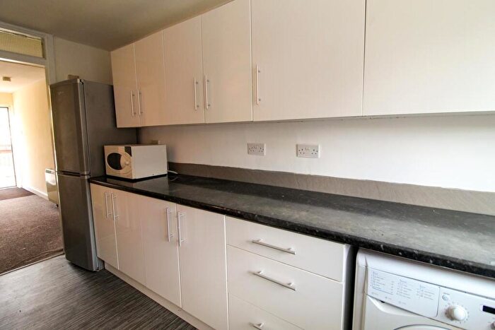 4 Bedroom Flat To Rent In Boland Drive, Fallowfield, M14