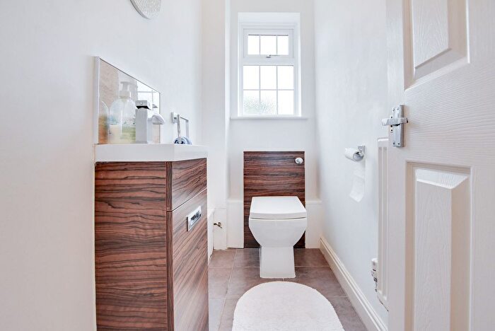 4 Bedroom Detached House For Sale In Gaulby Lane, Stoughton, Leicester, LE2